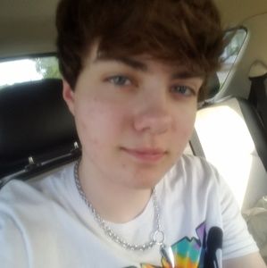 Meet your Posher, adam